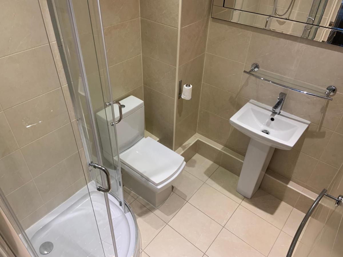 Entire Seaside Home, Sleeps 8, All En-Suite Rooms New Brighton Extérieur photo