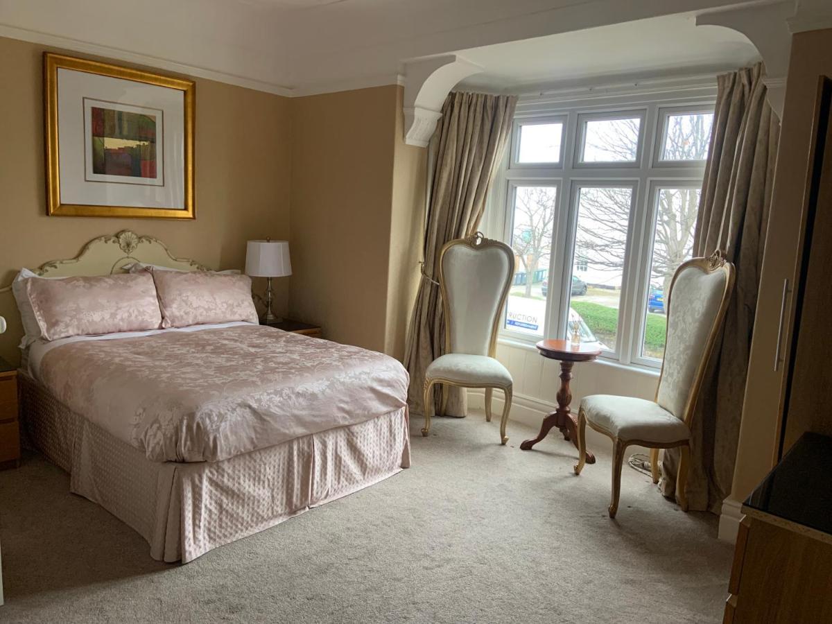 Entire Seaside Home, Sleeps 8, All En-Suite Rooms New Brighton Extérieur photo