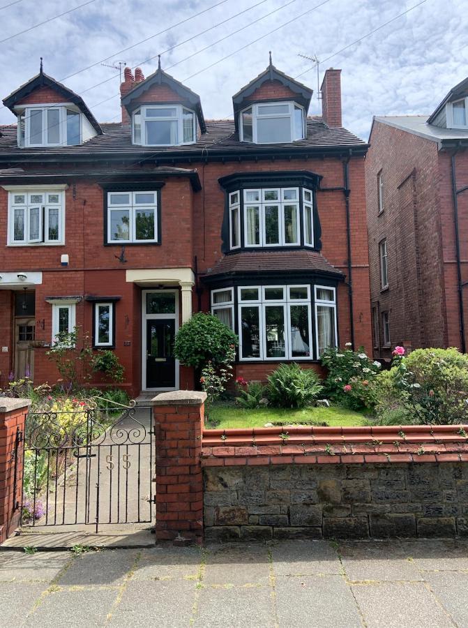 Entire Seaside Home, Sleeps 8, All En-Suite Rooms New Brighton Extérieur photo