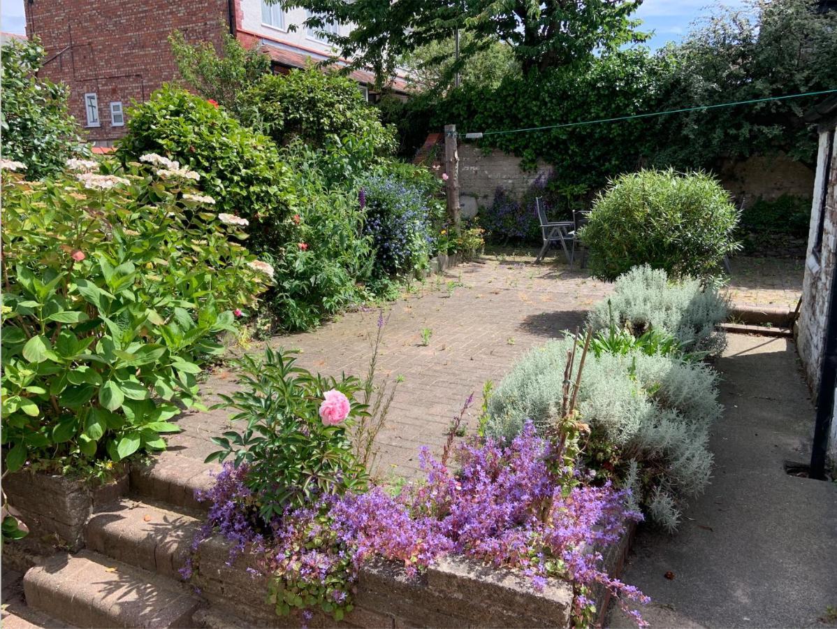 Entire Seaside Home, Sleeps 8, All En-Suite Rooms New Brighton Extérieur photo